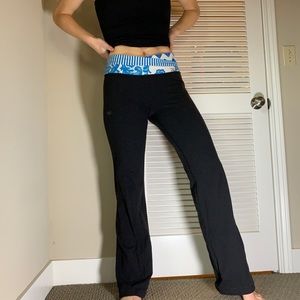 Lululemon bootcut grove yoga pant